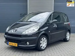 Zwart Gebruikt 2006 Peugeot 1007 Hatchback | € 1.499 (Eerlijke prijs)