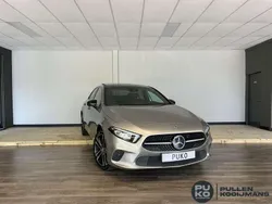 Zilver Gebruikt 2020 Mercedes A250 Sedan | € 28.400 (Goede deal)