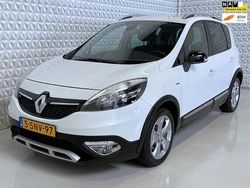 Wit Gebruikt 2013 Renault Scénic III Bose Edition MPV | € 4.999 (Eerlijke prijs)