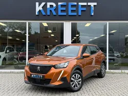Oranje, metallic lak Gebruikt 2021 Peugeot 2008 Active SUV | € 16.450 (Goede deal)