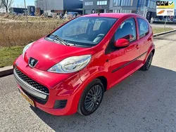 Rood Gebruikt 2011 Peugeot 107 Hatchback | € 3.400 (Goede deal)