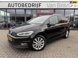 Zwart Gebruikt 2016 VW Touran Highline MPV | € 19.450 (Eerlijke prijs)