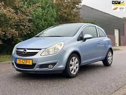Blauw Gebruikt 2008 Opel Corsa Enjoy Hatchback | € 2.950 (Eerlijke prijs)