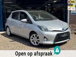 Grijs Gebruikt 2013 Toyota Yaris Hybrid Hatchback | € 12.500 (Duur)