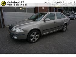 Grijs Gebruikt 2008 Skoda Octavia Tour Hatchback | € 2.750 (Eerlijke prijs)