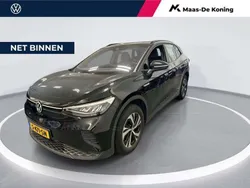 Zwart Gebruikt 2023 VW ID.4 Pure SUV | € 30.880 (Eerlijke prijs)