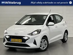 Wit Gebruikt 2024 Hyundai i10 Premium Hatchback | € 18.925 (Eerlijke prijs)