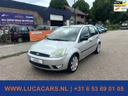Grijs, metallic lak Gebruikt 2004 Ford Fiesta Futura Hatchback | € 1.395 (Goede deal)