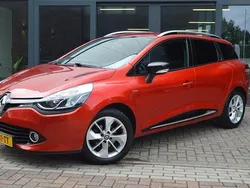 Rood Gebruikt 2016 Renault Clio GrandTour Iconic Stationwagen | € 8.950 (Eerlijke prijs)
