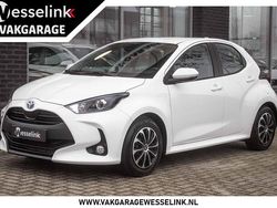 Wit Gebruikt 2024 Toyota Yaris Hybrid Active Hatchback | € 22.400 (Eerlijke prijs)