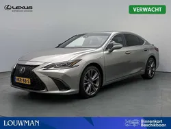 Grijs Gebruikt 2020 Lexus ES300 Sport Line Sedan | € 43.450 (Eerlijke prijs)