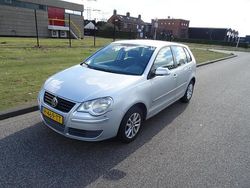 Grijs Gebruikt 2009 VW Polo Trendline Hatchback | € 1.895 (Goede deal)