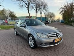 Grijs (metallic) Gebruikt 2010 Mercedes C180 Business Sedan | € 5.950 (Eerlijke prijs)