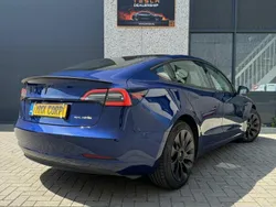Blauw Gebruikt 2022 Tesla Model 3 Long Range Sedan | € 33.999 (Eerlijke prijs)