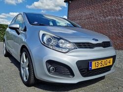 Grijs Gebruikt 2011 Kia Rio Hatchback | € 5.000 (Iets duurder)