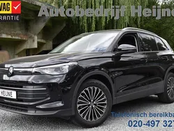 Zwart Gebruikt 2024 VW Tiguan Life SUV | € 39.745 (Super prijs)