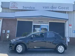 Gebruikt 2024 Toyota Yaris Hybrid Active Hatchback | € 21.850 (Eerlijke prijs)