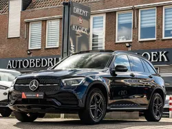 Blauw, metallic lak Gebruikt 2021 Mercedes GLC300 Business SUV | € 43.950 (Eerlijke prijs)