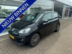 Zwart Gebruikt 2017 VW up! high up! Hatchback | € 9.950 (Eerlijke prijs)