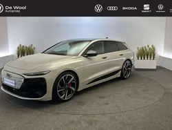 Beige, metallic lak Nieuw 2024 Audi A6 e-tron Performance Stationwagen | € 89.980 (Eerlijke prijs)