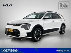 Wit Gebruikt 2025 Kia e-Niro SUV | € 39.240 (Eerlijke prijs)