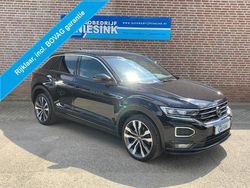 Zwart Gebruikt 2022 VW T-Roc R-line SUV | € 31.950 (Iets duurder)