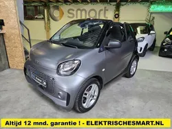 Zwart Gebruikt 2022 Smart ForTwo Electric Drive Cabriolet | € 14.950 (Goede deal)