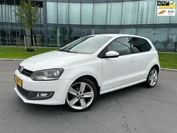 Wit Gebruikt 2010 VW Polo Highline Hatchback | € 3.995 (Eerlijke prijs)