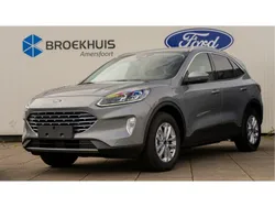Grijs, metallic lak Gebruikt 2023 Ford Kuga Premium SUV | € 30.900 (Goede deal)
