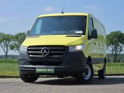 Geel Gebruikt 2019 Mercedes Sprinter Van | € 15.850 (Goede deal)