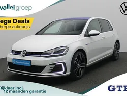 Wit Gebruikt 2020 VW Golf VIII Pro Hatchback | € 22.950 (Eerlijke prijs)