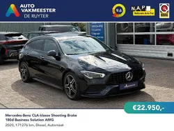 Zwart Gebruikt 2020 Mercedes CLA180 Business Sedan | € 22.950 (Eerlijke prijs)
