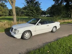 Wit Gebruikt 1993 Mercedes E300 Cabriolet | € 19.950