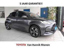 Grijs Gebruikt 2024 Toyota Yaris Style Hatchback | € 24.499 (Eerlijke prijs)