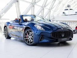 Blauw, metallic lak Nieuw 2025 Maserati GranCabrio Cabriolet | € 225.806