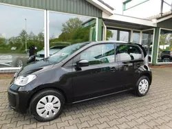Zwart, metallic lak Gebruikt 2020 VW up! Move Hatchback | € 9.950 (Eerlijke prijs)