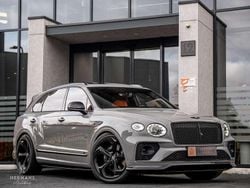 Grijs Gebruikt 2022 Bentley Bentayga SUV | € 224.950 (Iets duurder)