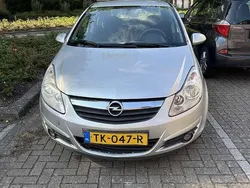 Grijs Gebruikt 2007 Opel Corsa Essentia MPV | € 900 (Super prijs)