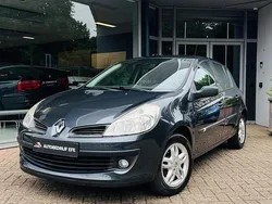 Grijs Gebruikt 2007 Renault Clio R.S. Hatchback | € 2.450 (Goede deal)