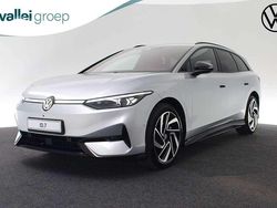 Grijs Gebruikt 2024 VW ID.7 Edition Stationwagen | € 63.690 (Eerlijke prijs)