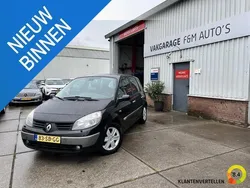 Zwart Gebruikt 2005 Renault Scénic II MPV | € 2.450 (Iets duurder)