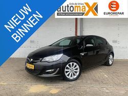 Zwart Gebruikt 2013 Opel Astra Sport Hatchback | € 7.950 (Eerlijke prijs)