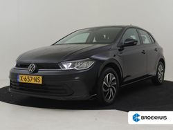 Zwart Gebruikt 2024 VW Polo Life Hatchback | € 21.895 (Eerlijke prijs)