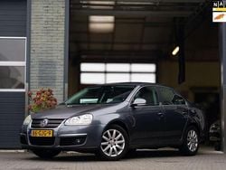 Grijs Gebruikt 2008 VW Jetta Comfortline Sedan | € 2.899 (Eerlijke prijs)
