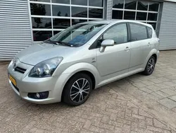 Grijs Gebruikt 2009 Toyota Verso Luna MPV | € 2.749