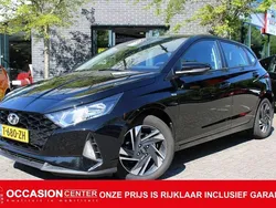 Zwart Gebruikt 2023 Hyundai i20 Hatchback | € 19.950 (Eerlijke prijs)