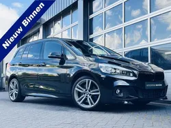Zwart Gebruikt 2015 BMW 220 M Sport Stationwagen | € 19.995
