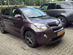 Paars, metallic lak Gebruikt 2010 Toyota Urban Cruiser SUV | € 9.995 (Eerlijke prijs)