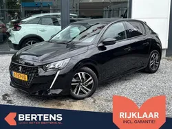 Zwart Gebruikt 2021 Peugeot 208 Allure Hatchback | € 15.995 (Eerlijke prijs)