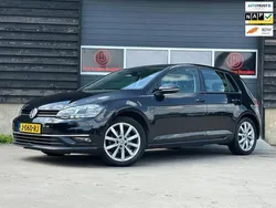 Zwart Gebruikt 2018 VW Golf VII Highline Hatchback | € 10.995 (Super prijs)